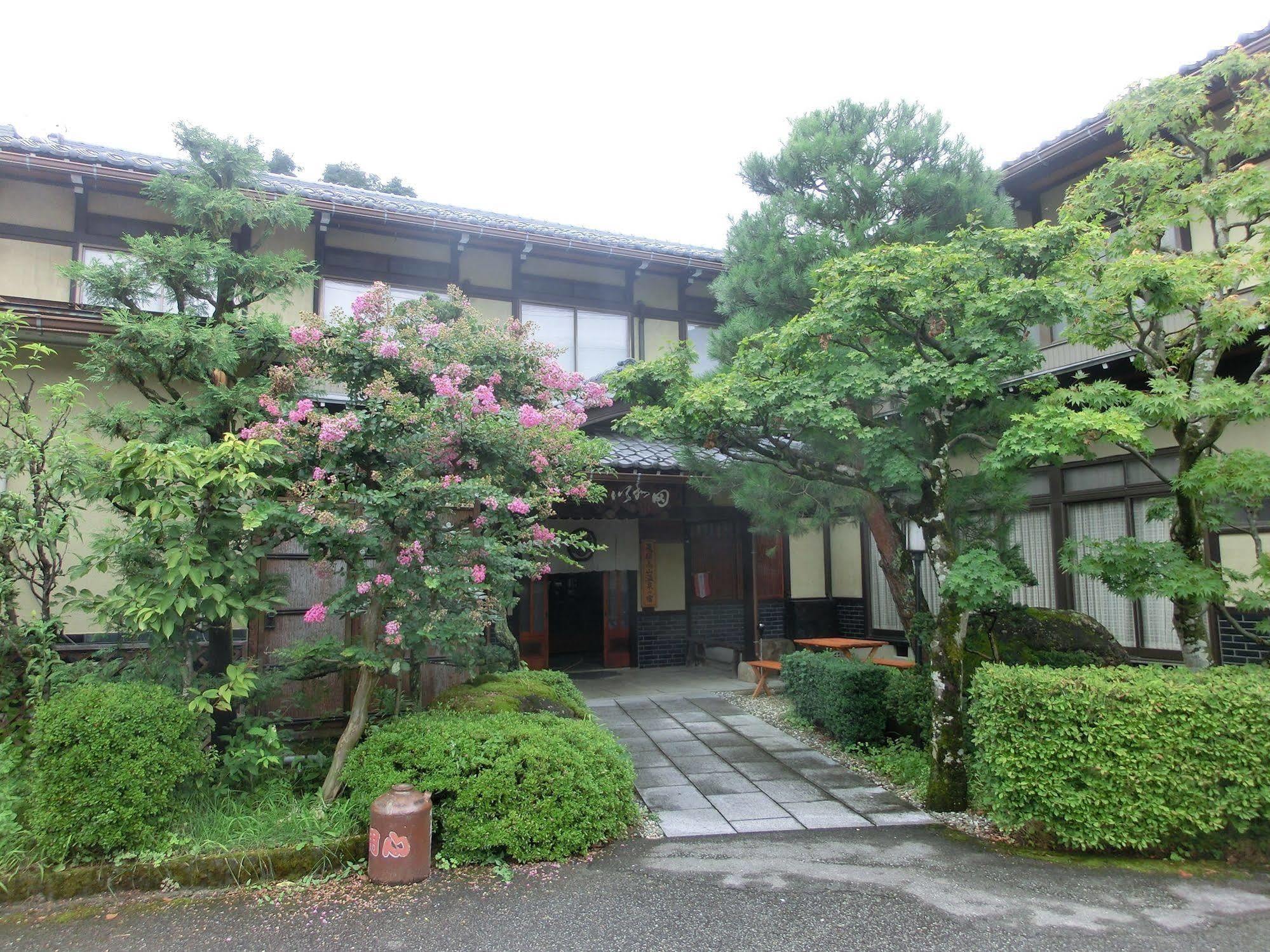 Hotel Minshuku Iwatakan Takayama  Exterior foto